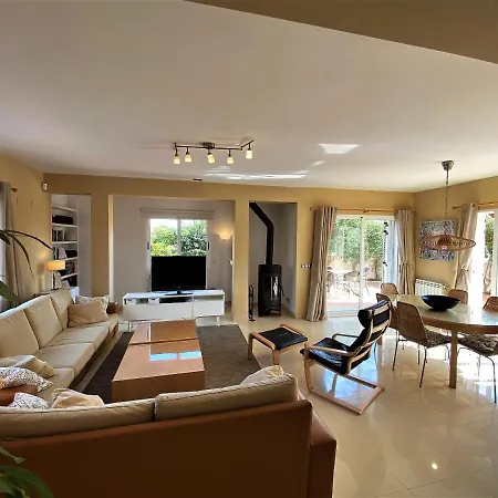 Casa Junto Al Mar Con Jardin Villa *