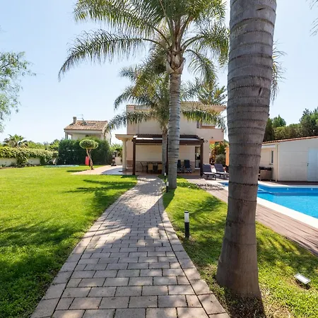 Casa Junto Al Mar Con Jardin * Sagunto