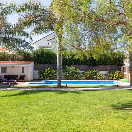 Casa Junto Al Mar Con Jardin Villa *